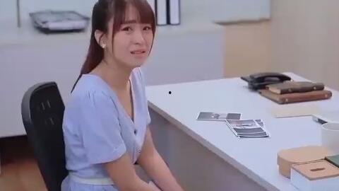 美女老师吃网红瓜,揭秘网红瓜背后的故事