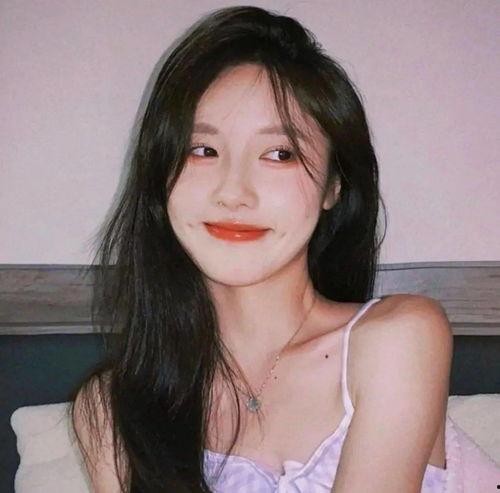 吃瓜女网红图片背景音乐,揭秘网红吃瓜背后的动感旋律