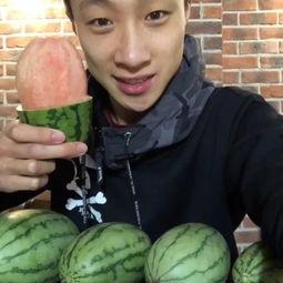 柳州吃瓜事件网红视频,网红视频引发的全民热议