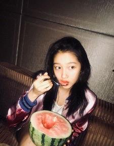 网红小雪吃瓜照片大全视频,照片大全视频回顾