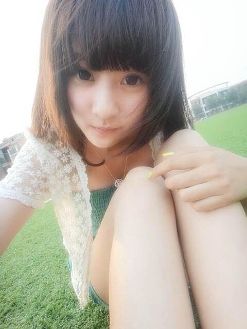 网红安娜吃瓜